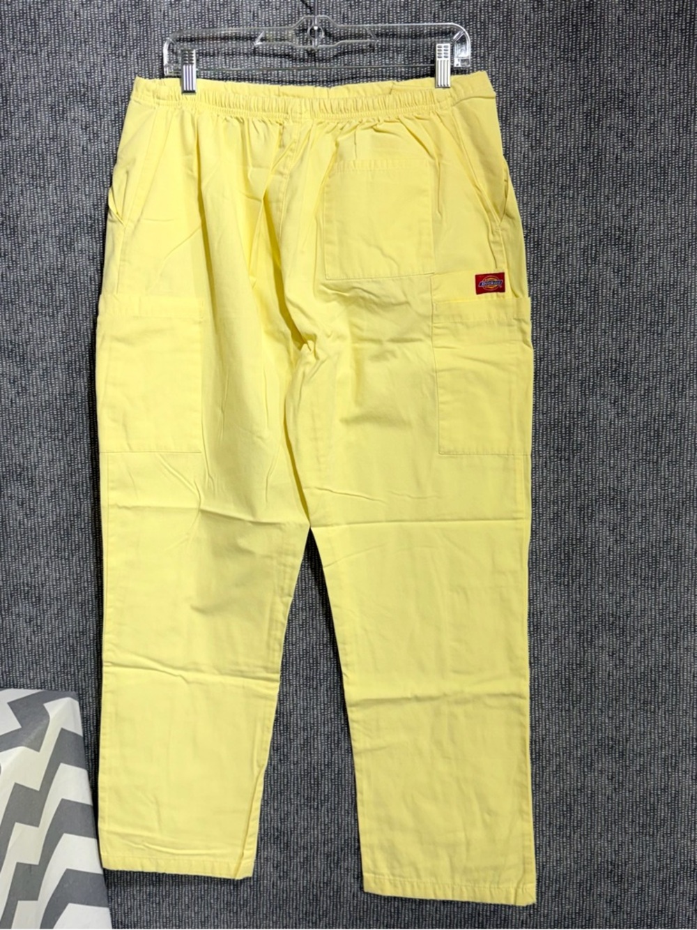 Dickies Scrub Set - Picture 12 of 16